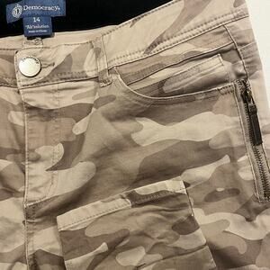 Democracy AB Technology‎ Jeans Womens 14 Green Camo Pants Ankle Stretch